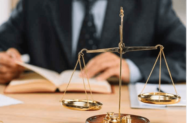 Law Firms Handle Complex Penal Cases in Dubai