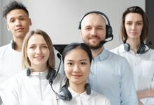 customer support available now