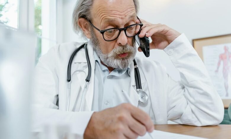 emergency helpline number call