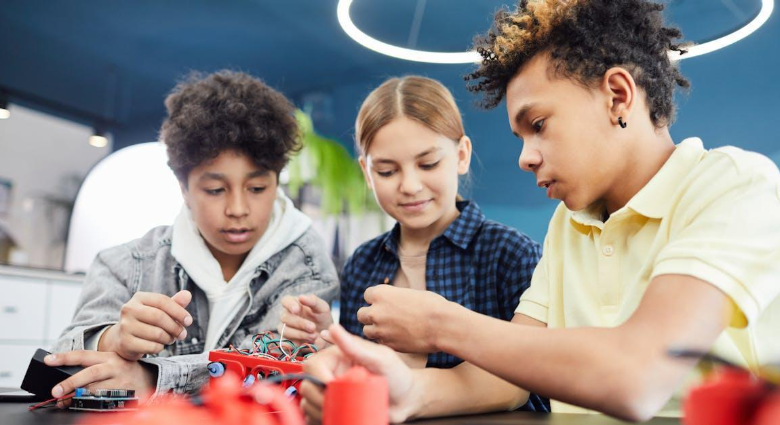 Empowering Youth: Skills Workshops for Digital, Financial, and Life Competencies