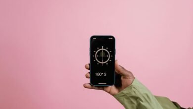 digital compass guiding contact lookup