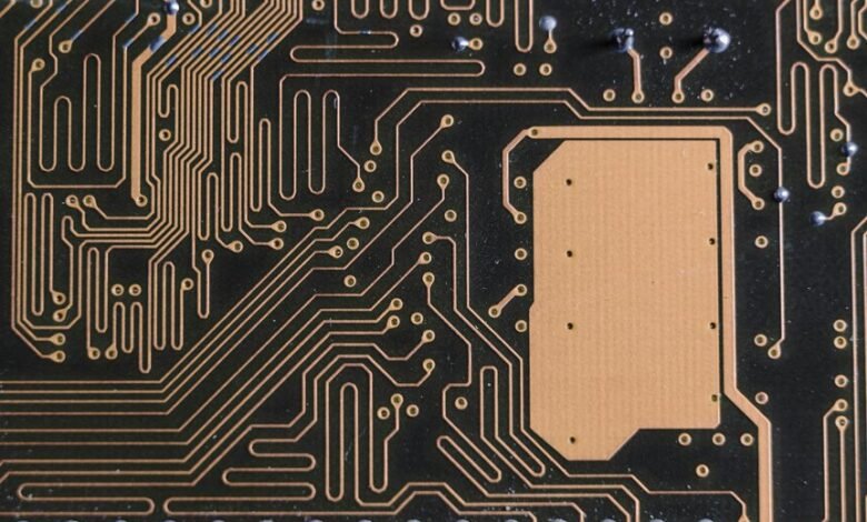 trace logic start guiding contact signals